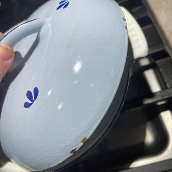 Vintage DRU cast iron dutch oven blue #18 - Picture 8 of 12